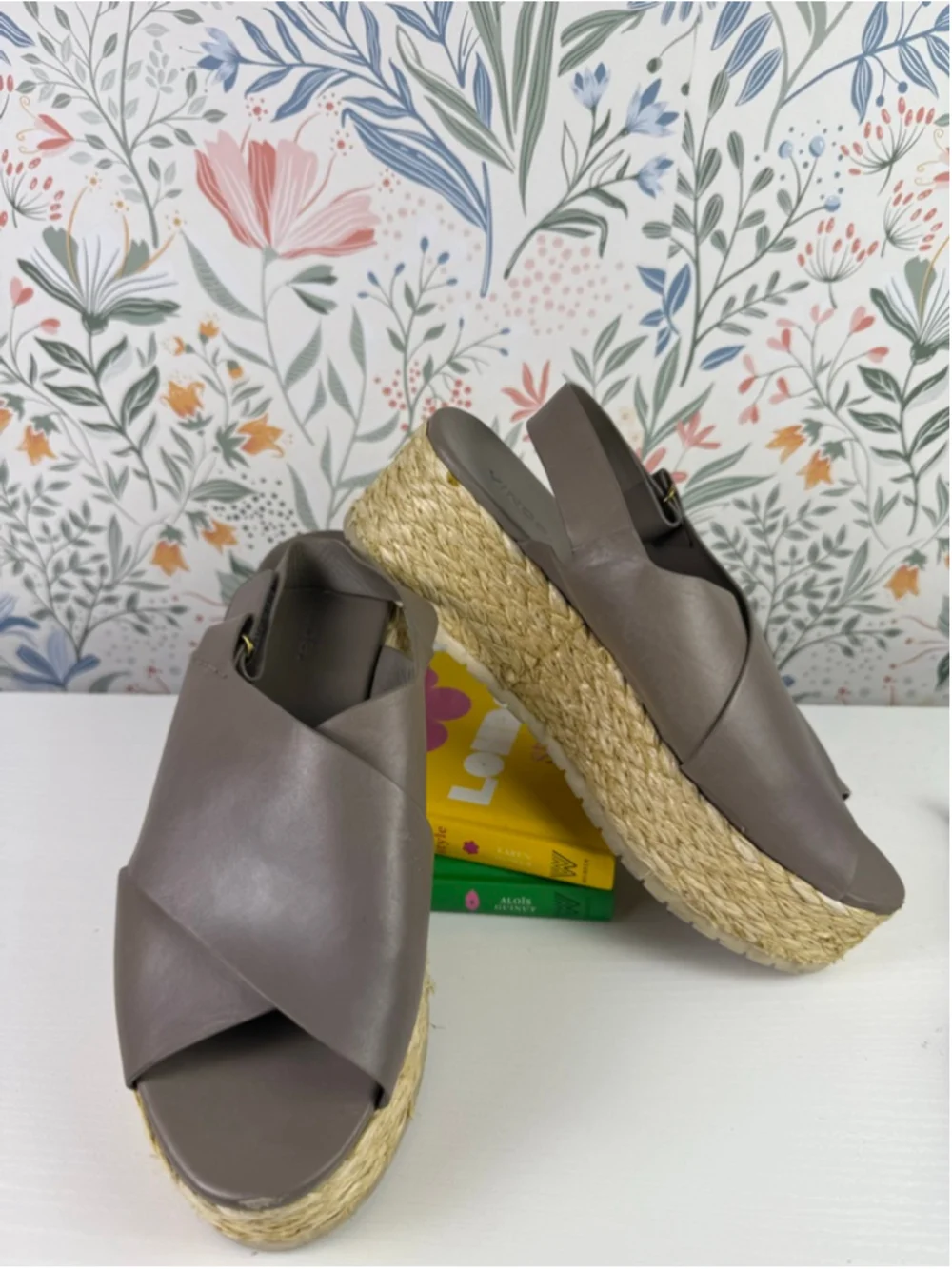 Vince Leather Espadrille Platform Sandals Taupe Slingback Wedge Size 8.5